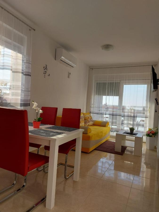 ורסי Apartmani Gimi Shine מראה חיצוני תמונה