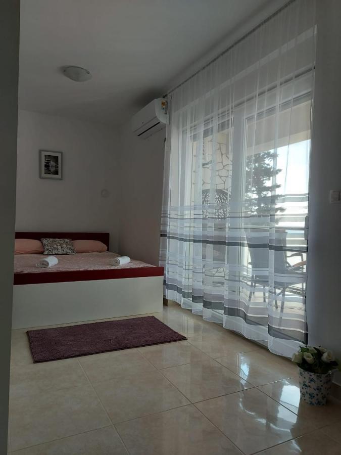 ורסי Apartmani Gimi Shine מראה חיצוני תמונה