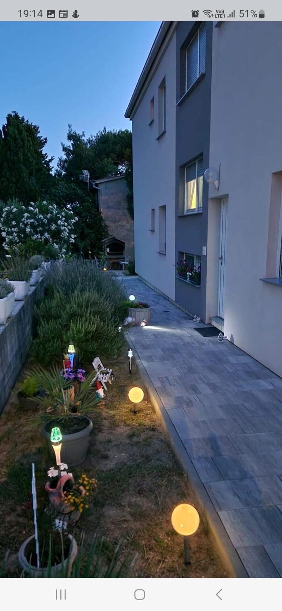 ורסי Apartmani Gimi Shine מראה חיצוני תמונה
