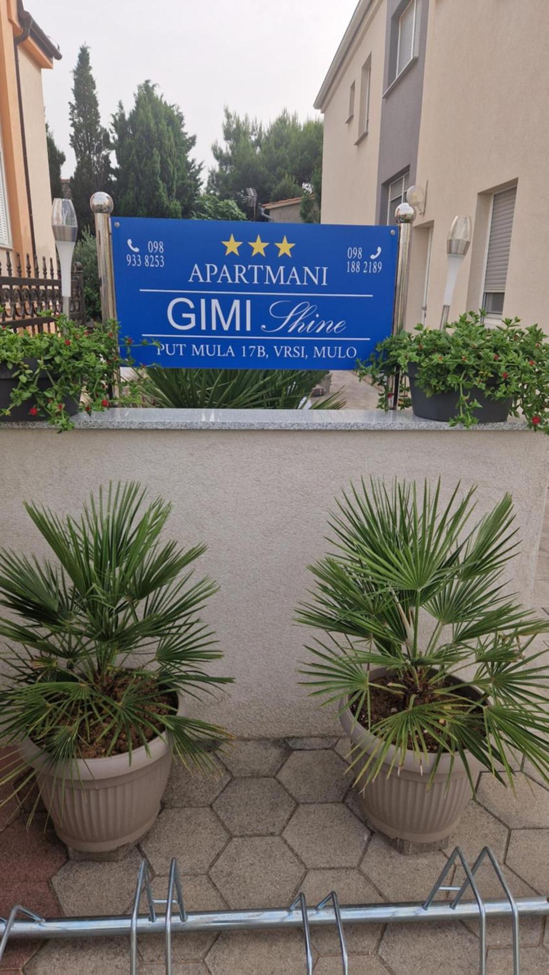 ורסי Apartmani Gimi Shine מראה חיצוני תמונה